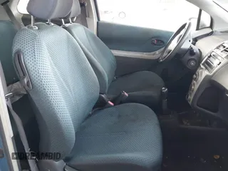 2007 Toyota Yaris с VIN JTDJT923175099612, выставлен на аукционе IAAI как лот 42495872 с пробегом 157 910 миль миль и . История ставок и продаж доступна на DreamBid. Изображение 8.
