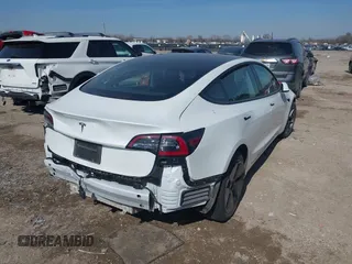 2023 Tesla Model 3 z VIN 5YJ3E1EAXPF505951, wystawiony jako IAAI lot #41535421 z przebiegiem Nie podano mil oraz . Historia ofert i sprzedaży dostępna na DreamBid. Obrazek 4.