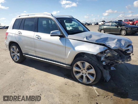 2010 Mercedes-Benz GLK 350 with VIN WDCGG8HB9AF326435, listed as a Copart auction lot 49354255 with 200,013 mi miles and Salvage Title. Bid and sale history available at carsss.com. Image 4.