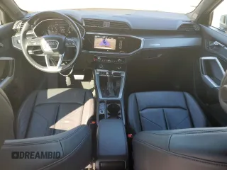 2023 Audi Q3 S line Premium z VIN WA1DECF39P1076028, wystawiony jako Copart lot #46355825 z przebiegiem 45 568 mil mil oraz Tytuł czysty. Historia ofert i sprzedaży dostępna na DreamBid. Obrazek 8.