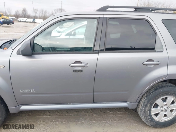 2008 Mercury Mariner with VIN 4M2CU91198KJ18085, listed as a IAAI auction lot 41568365 with 255,661 mi miles. Bid and sale history available at carsss.com. Image 14.
