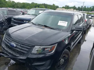 2016 Ford Police Interceptor Utility z VIN 1FM5K8AR6GGA19144, wystawiony jako IAAI lot #42199096 z przebiegiem 148 808 mil mil oraz . Historia ofert i sprzedaży dostępna na DreamBid. Obrazek 2.