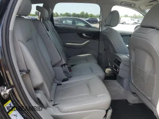 2017 Audi Q7 Premium Plus with VIN WA1LAAF7XHD033350, listed as a Copart auction lot 54946615 with 136,934 mi miles and Salvage Title. Bid and sale history available at DreamBid. Image 11.