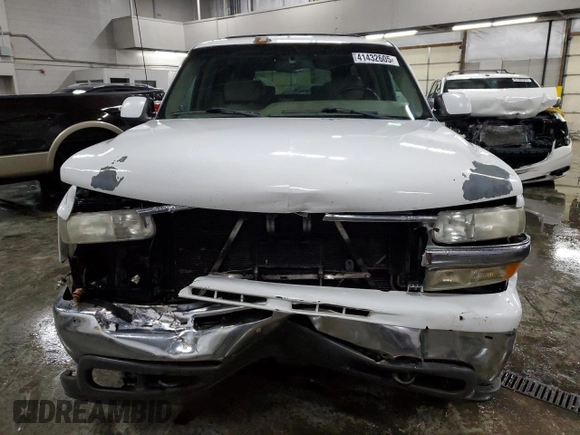 2001 Chevrolet Suburban LS with VIN 1GNFK16T71J274858, listed as a Copart auction lot 41432605 with 215,844 mi miles and Salvage Title. Bid and sale history available at carsss.com. Image 5.