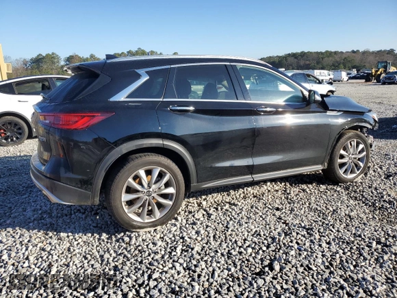 2022 Infiniti QX50 LUXE with VIN 3PCAJ5BA9NF122319, listed as a Copart auction lot 86087084 with 37,553 mi miles and Salvage Title. Bid and sale history available at carsss.com. Image 3.