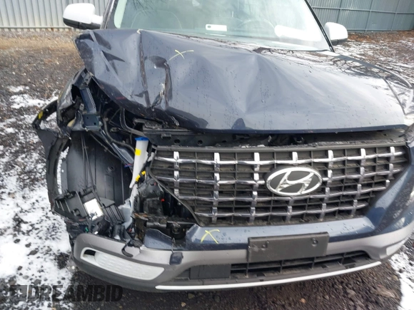 2024 Hyundai Venue SEL with VIN KMHRC8A39RU285918, listed as a IAAI auction lot 41480084 with 4,824 mi miles and . Bid and sale history available at DreamBid. Image 6.