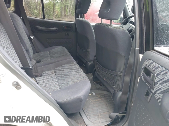 2000 Toyota RAV4 with VIN JT3GP10V0Y0051638, listed as a IAAI auction lot 42374740 with 270,258 mi miles and . Bid and sale history available at DreamBid. Image 8.