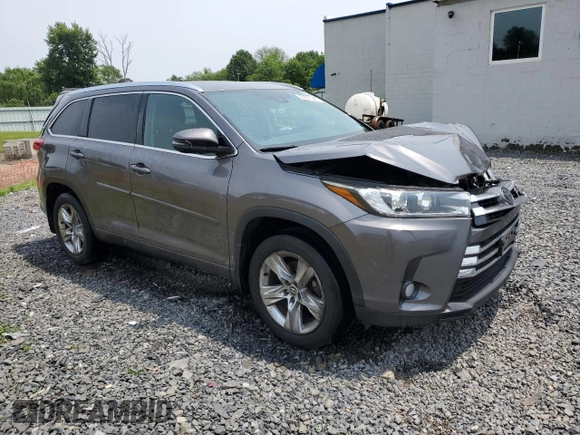 2018 Toyota Highlander Limited with VIN 5TDDZRFH9JS817037, listed as a Copart auction lot 60607945 with 101,624 mi miles and Salvage title. Bid and sale history available at DreamBid. Image 4.