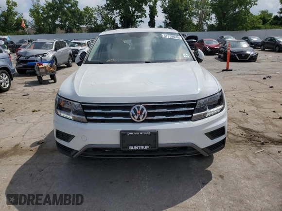 2021 Volkswagen Tiguan SE z VIN 3VV3B7AX1MM071918, wystawiony jako Copart lot #61259035 z przebiegiem 37 267 mil mil oraz Szkoda całkowita • Salvage title. Historia ofert i sprzedaży dostępna na DreamBid. Obrazek 5.