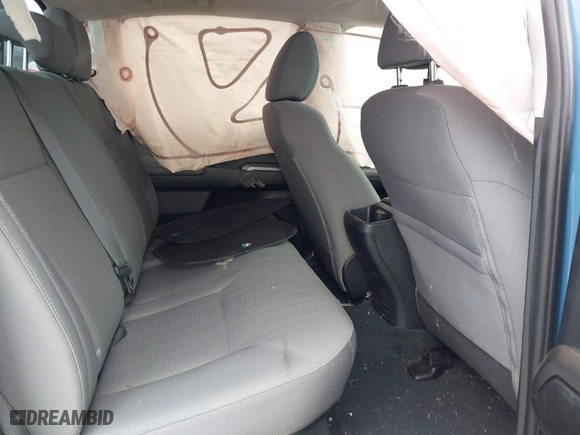 2019 Toyota Tacoma 4WD SR with VIN 3TMCZ5AN7KM280607, listed as a IAAI auction lot 41692718 with 46,084 mi miles. Bid and sale history available at carsss.com. Image 8.