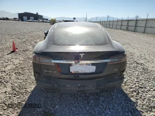 2013 Tesla Model S with VIN 5YJSA1CG7DFP07432, listed as a Copart auction lot 59695375 with 180,037 mi miles and Salvage title. Bid and sale history available at DreamBid. Image 6.