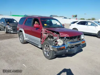 1997 Toyota 4Runner Limited with VIN JT3GN87RXV0043193, listed as a IAAI auction lot 40449985 with 210,983 mi miles. Bid and sale history available at carsss.com. Image 1.
