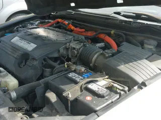 2005 Honda Accord with VIN JHMCN36545C014104, listed as a IAAI auction lot 43237191 with 195,513 mi miles and . Bid and sale history available at DreamBid. Image 19.