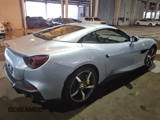 2023 Ferrari Portofino z VIN ZFF02RPA8P0289833, wystawiony jako Copart lot #43292535 z przebiegiem Nie podano mil oraz Szkoda całkowita • Salvage title. Historia ofert i sprzedaży dostępna na DreamBid. Obrazek 3.