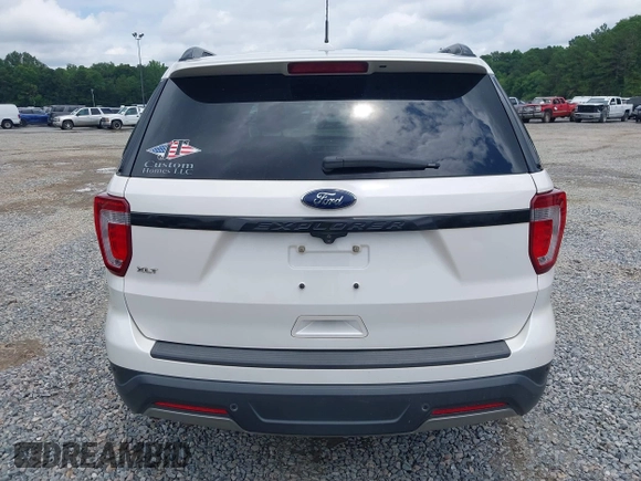 2019 Ford Explorer XLT with VIN 1FM5K7D84KGB01752, listed as a IAAI auction lot 42423239 with 97,861 mi miles and . Bid and sale history available at DreamBid. Image 17.