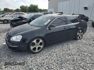 2008 Volkswagen Jetta SE with VIN 3VWRZ71K28M187513, listed as a Copart auction lot 53490955 with 240,430 mi miles and Salvage title. Bid and sale history available at DreamBid. Image 1.
