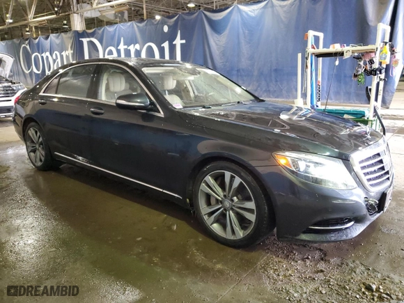 2014 Mercedes-Benz S-Class S 550 with VIN WDDUG8FB4EA043252, listed as a Copart auction lot 89044575 with 90,281 mi miles and Clean Title. Bid and sale history available at carsss.com. Image 4.