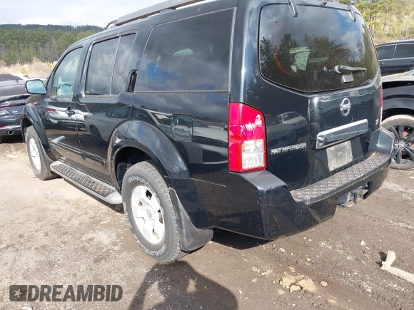2005 Nissan Pathfinder SE with VIN 5N1AR18U55C763236, listed as a IAAI auction lot 41503166 with 330,351 mi miles. Bid and sale history available at carsss.com. Image 3.