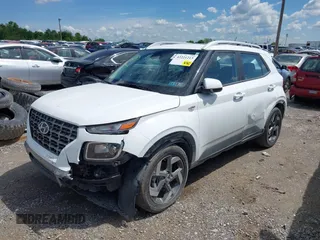 2024 Hyundai Venue SEL с VIN KMHRC8A38RU313756, выставлен на аукционе IAAI как лот 42221213 с пробегом 40 905 миль миль и . История ставок и продаж доступна на DreamBid. Изображение 2.