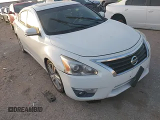 2013 Nissan Altima S z VIN 1N4BL3AP8DC206125, wystawiony jako IAAI lot #42560404 z przebiegiem 183 818 mil mil oraz . Historia ofert i sprzedaży dostępna na DreamBid. Obrazek 1.