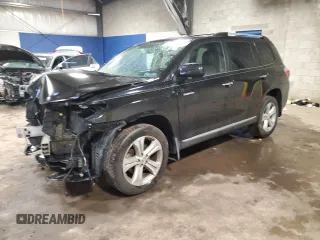 2013 Toyota Highlander Limited z VIN 5TDDK3EH1DS234341, wystawiony jako Copart lot #56720795 z przebiegiem 111 368 mil mil oraz Szkoda całkowita • Salvage title. Historia ofert i sprzedaży dostępna na DreamBid. Obrazek 1.