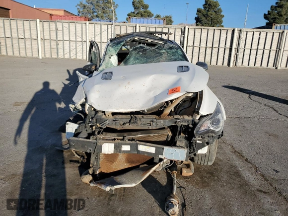 2020 Kia Stinger GT-Line with VIN KNAE15LA3L6080929, listed as a Copart auction lot 45218465 with 61,072 mi miles and Salvage Title. Bid and sale history available at DreamBid. Image 5.