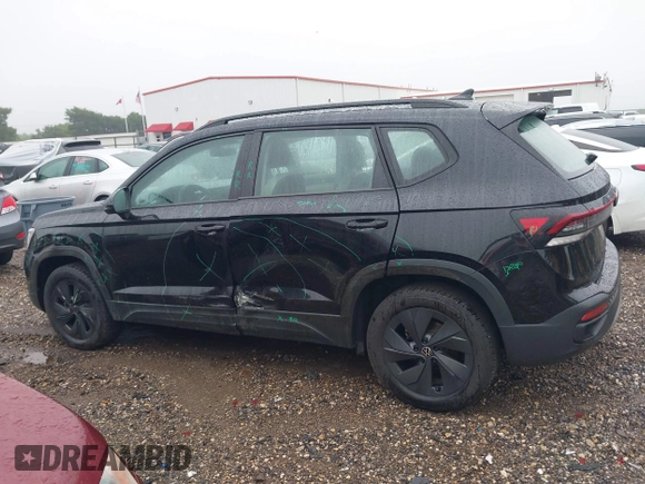 2025 Volkswagen Taos S z VIN 3VV5C7B27SM023006, wystawiony jako IAAI lot #42188274 z przebiegiem 5 375 mil mil oraz . Historia ofert i sprzedaży dostępna na DreamBid. Obrazek 14.