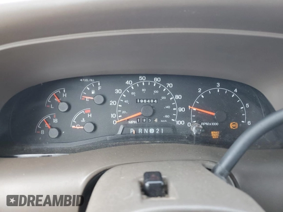 2000 Ford Excursion XLT с VIN 1FMNU41S3YEB85849, выставлен на аукционе Copart как лот 50221845 с пробегом 196 484 миль миль и На запчасти • Non repairable. История ставок и продаж доступна на DreamBid. Изображение 9.