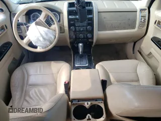 2008 Ford Escape Limited с VIN 1FMCU04158KB99840, выставлен на аукционе Copart как лот 55378655 с пробегом 203 250 миль миль и Списание • Salvage title. История ставок и продаж доступна на DreamBid. Изображение 8.