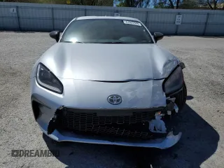 2024 Toyota GR86 with VIN JF1ZNBB16R9751354, listed as a Copart auction lot 51024344 with 1,092 mi miles and Salvage Title. Bid and sale history available at carsss.com. Image 5.