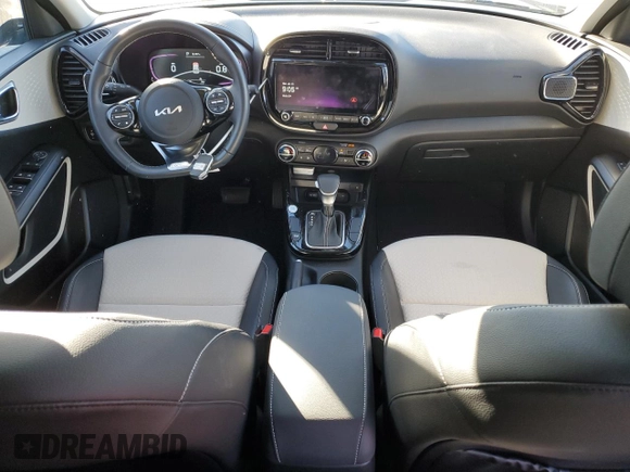 2024 Kia Soul GT-Line with VIN KNDJ53AU0R7218386, listed as a Copart auction lot 88999885 with 6,350 mi miles and Salvage Title. Bid and sale history available at carsss.com. Image 8.