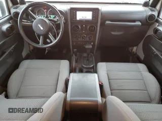 2007 Jeep Wrangler Unlimited Rubicon с VIN 1J8GA691X7L191115, выставлен на аукционе Copart как лот 87523925 с пробегом 85 709 миль миль и Списание • Salvage title. История ставок и продаж доступна на DreamBid. Изображение 8.