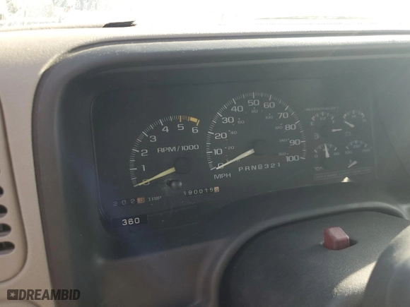 1996 Chevrolet Tahoe with VIN 1GNEC13R8TJ421533, listed as a Copart auction lot 76129824 with 190,015 mi miles and Non Repairable. Bid and sale history available at carsss.com. Image 9.