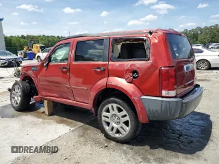 2010 Dodge Nitro SXT z VIN 1D4PT5GK1AW126105, wystawiony jako Copart lot #55306915 z przebiegiem 248 469 mil mil oraz Szkody całkowita. Historia ofert i sprzedaży dostępna na DreamBid. Obrazek 2.