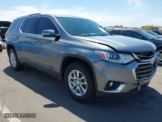 2018 Chevrolet Traverse LT Cloth with VIN 1GNERGKW1JJ170280, listed as a IAAI auction lot 42021923 with 111,742 mi miles. Bid and sale history available at carsss.com. Image 1.
