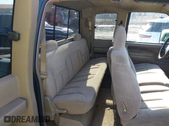1997 Chevrolet Silverado 1500 with VIN 2GCEK19R5V1186749, listed as a IAAI auction lot 41738002 with 235,184 mi miles and . Bid and sale history available at DreamBid. Image 8.