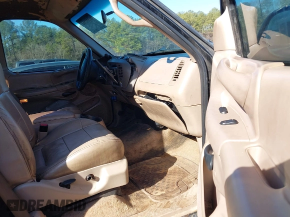 1997 Ford F-150 XL with VIN 1FTEX18L9VNC35190, listed as a IAAI auction lot 41451204 with 263,305 mi miles. Bid and sale history available at carsss.com. Image 5.