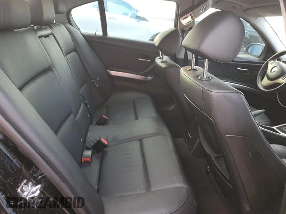 2006 BMW 3 Series 330i z VIN WBAVB33596PS17102, wystawiony jako Copart lot #48382725 z przebiegiem 171 280 mil mil oraz Szkoda całkowita • Salvage title. Historia ofert i sprzedaży dostępna na DreamBid. Obrazek 10.