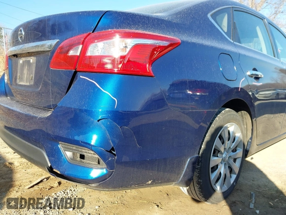 2019 Nissan Sentra SR with VIN 3N1AB7AP6KY456356, listed as a IAAI auction lot 41762846 with 113,852 mi miles. Bid and sale history available at carsss.com. Image 20.