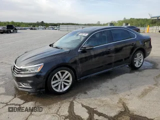 2018 Volkswagen Passat SE z VIN 1VWBA7A30JC022617, wystawiony jako Copart lot #53882785 z przebiegiem 109 082 mil mil oraz Szkoda całkowita • Salvage title. Historia ofert i sprzedaży dostępna na DreamBid. Obrazek 1.