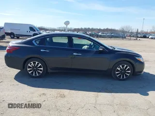 2018 Nissan Altima 2.5 SR with VIN 1N4AL3AP7JC134311, listed as a IAAI auction lot 41770363 with 64,916 mi miles. Bid and sale history available at carsss.com. Image 14.