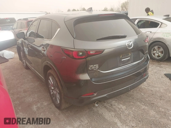 2024 Mazda CX-5 2.5 S Premium Package with VIN JM3KFBDL5R0422891, listed as a IAAI auction lot 41801320 with 1 mi miles. Bid and sale history available at carsss.com. Image 3.