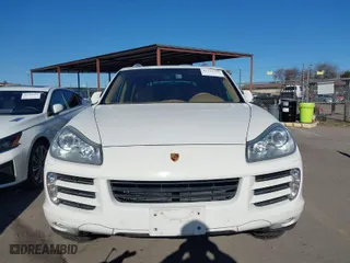 2008 Porsche Cayenne S with VIN WP1AB29P68LA34589, listed as a IAAI auction lot 41515250 with 107,930 mi miles. Bid and sale history available at carsss.com. Image 6.