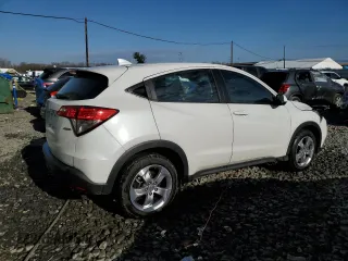 2022 Honda HR-V LX with VIN 3CZRU6H35NM727856, listed as a Copart auction lot 41042074 with 10,841 mi miles and Salvage Title. Bid and sale history available at carsss.com. Image 3.