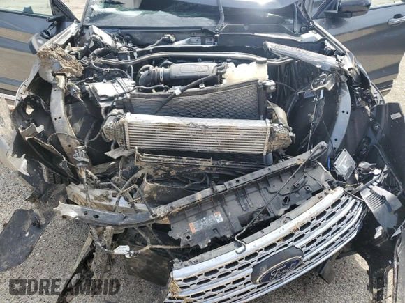 2024 Ford Explorer Limited z VIN 1FMSK7FH2RGA59947, wystawiony jako Copart lot #57084345 z przebiegiem 31 431 mil mil oraz Szkoda całkowita • Salvage title. Historia ofert i sprzedaży dostępna na DreamBid. Obrazek 12.