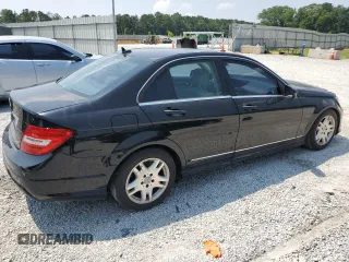 2013 Mercedes-Benz C 250 Sport z VIN WDDGF4HB4DR283410, wystawiony jako Copart lot #58934465 z przebiegiem 175 887 mil mil oraz Czysty tytuł • Clean title. Historia ofert i sprzedaży dostępna na DreamBid. Obrazek 3.