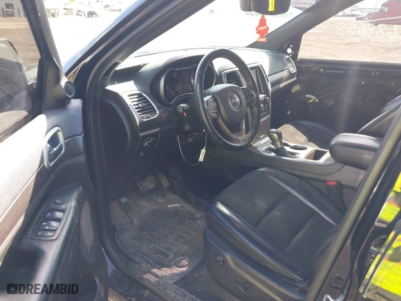 2018 Jeep Grand Cherokee Laredo E with VIN 1C4RJFAG8JC453706, listed as a IAAI auction lot 41688655 with 116,965 mi miles. Bid and sale history available at carsss.com. Image 5.