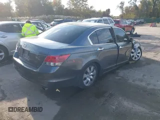 2010 Honda Accord EX z VIN 5KBCP3F72AB003825, wystawiony jako IAAI lot #40726431 z przebiegiem 172 626 mil mil oraz . Historia ofert i sprzedaży dostępna na DreamBid. Obrazek 4.