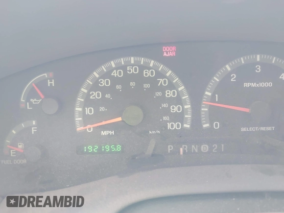 2003 Ford F-150 XL with VIN 1FTRX17L23NA85083, listed as a IAAI auction lot 42534913 with 192,195 mi miles and . Bid and sale history available at DreamBid. Image 7.