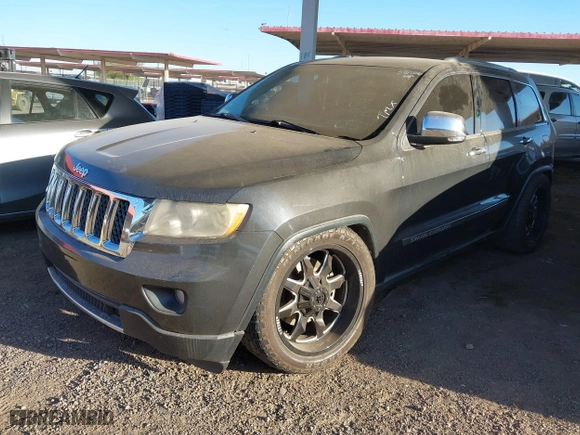 2011 Jeep Grand Cherokee Overland with VIN 1J4RR6GT1BC541506, listed as a IAAI auction lot 41850203 with 177,287 mi miles. Bid and sale history available at carsss.com. Image 17.